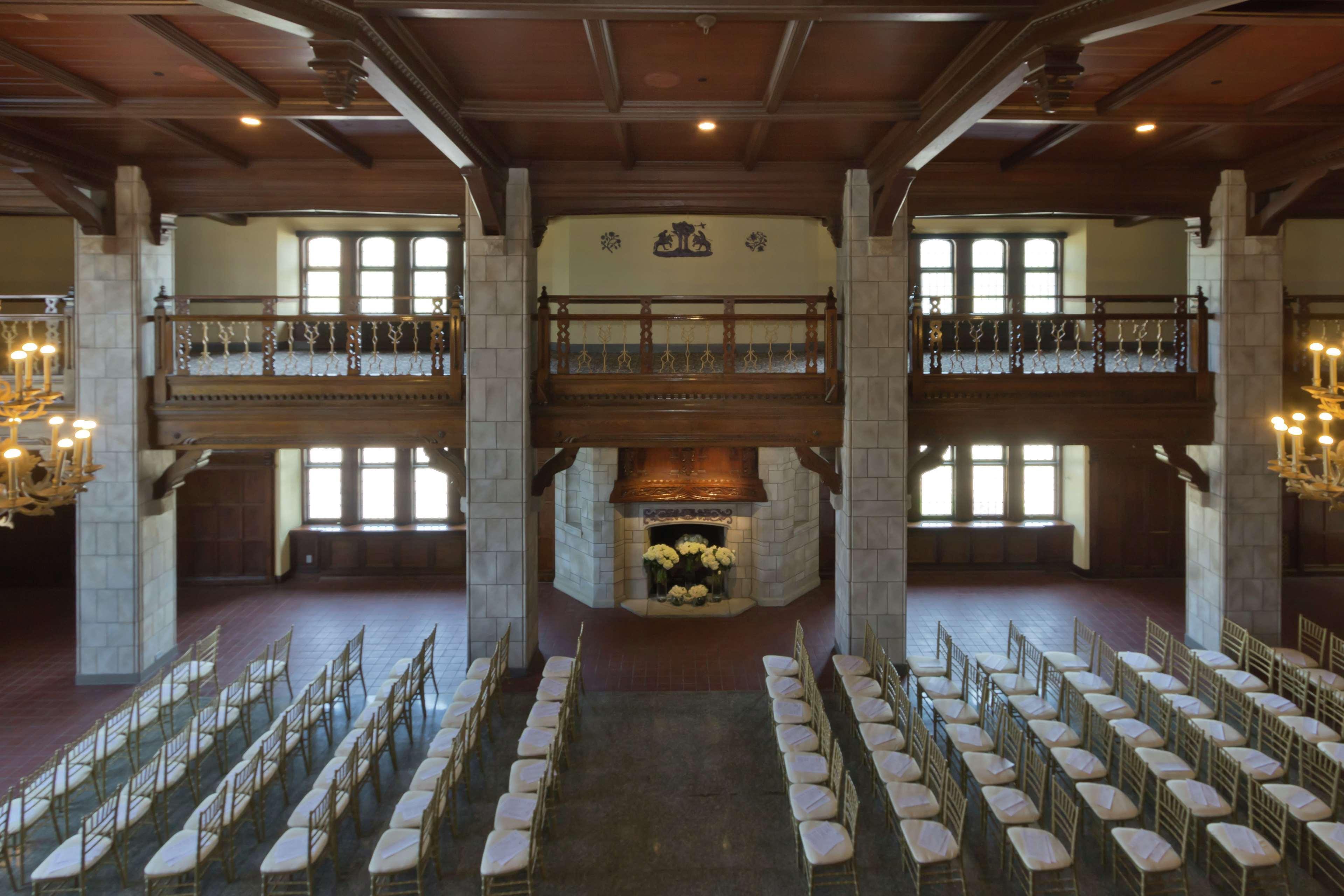 The Tudor Arms Hotel Cleveland - A Doubletree By Hilton מראה חיצוני תמונה