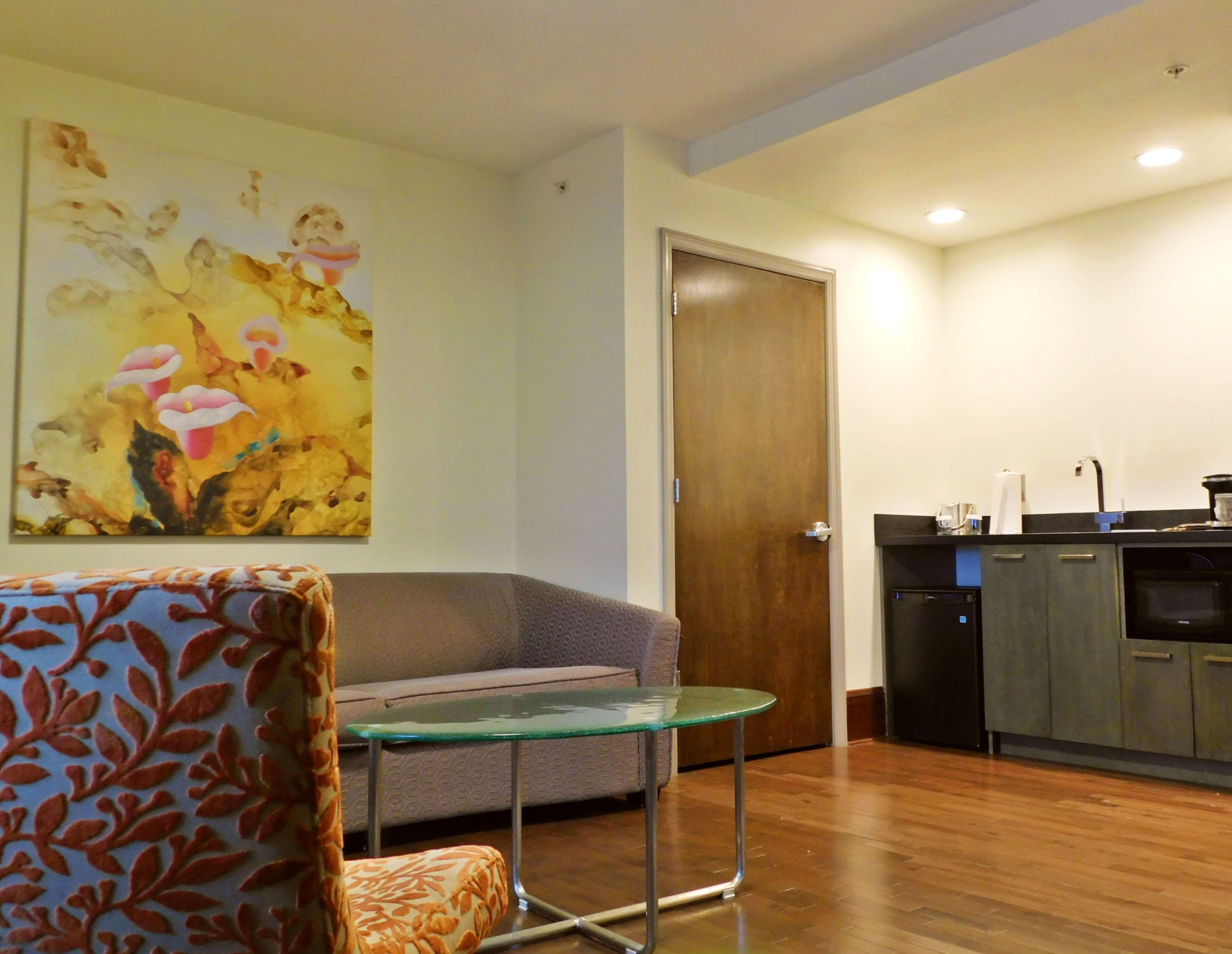 The Tudor Arms Hotel Cleveland - A Doubletree By Hilton מראה חיצוני תמונה