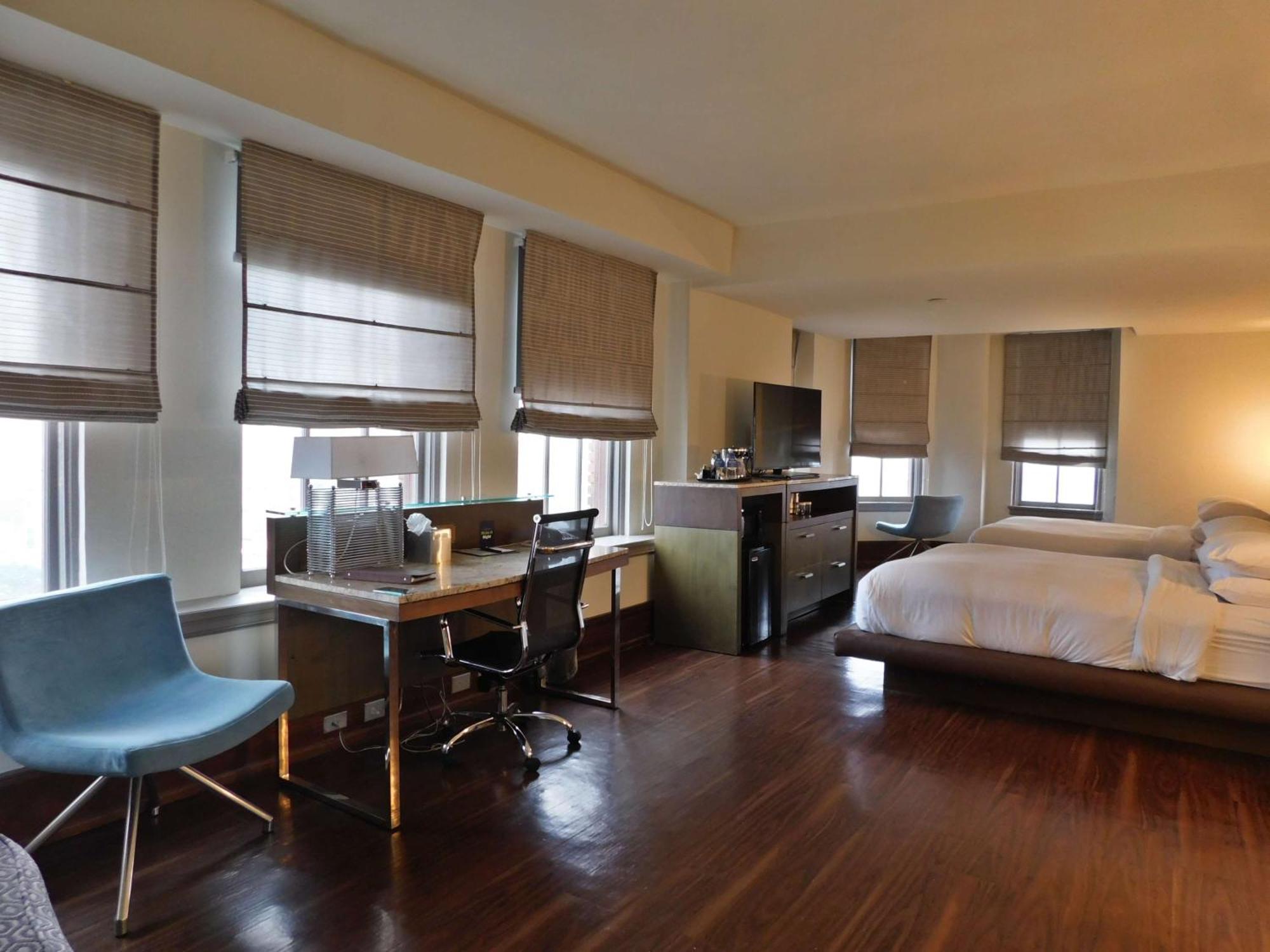 The Tudor Arms Hotel Cleveland - A Doubletree By Hilton מראה חיצוני תמונה