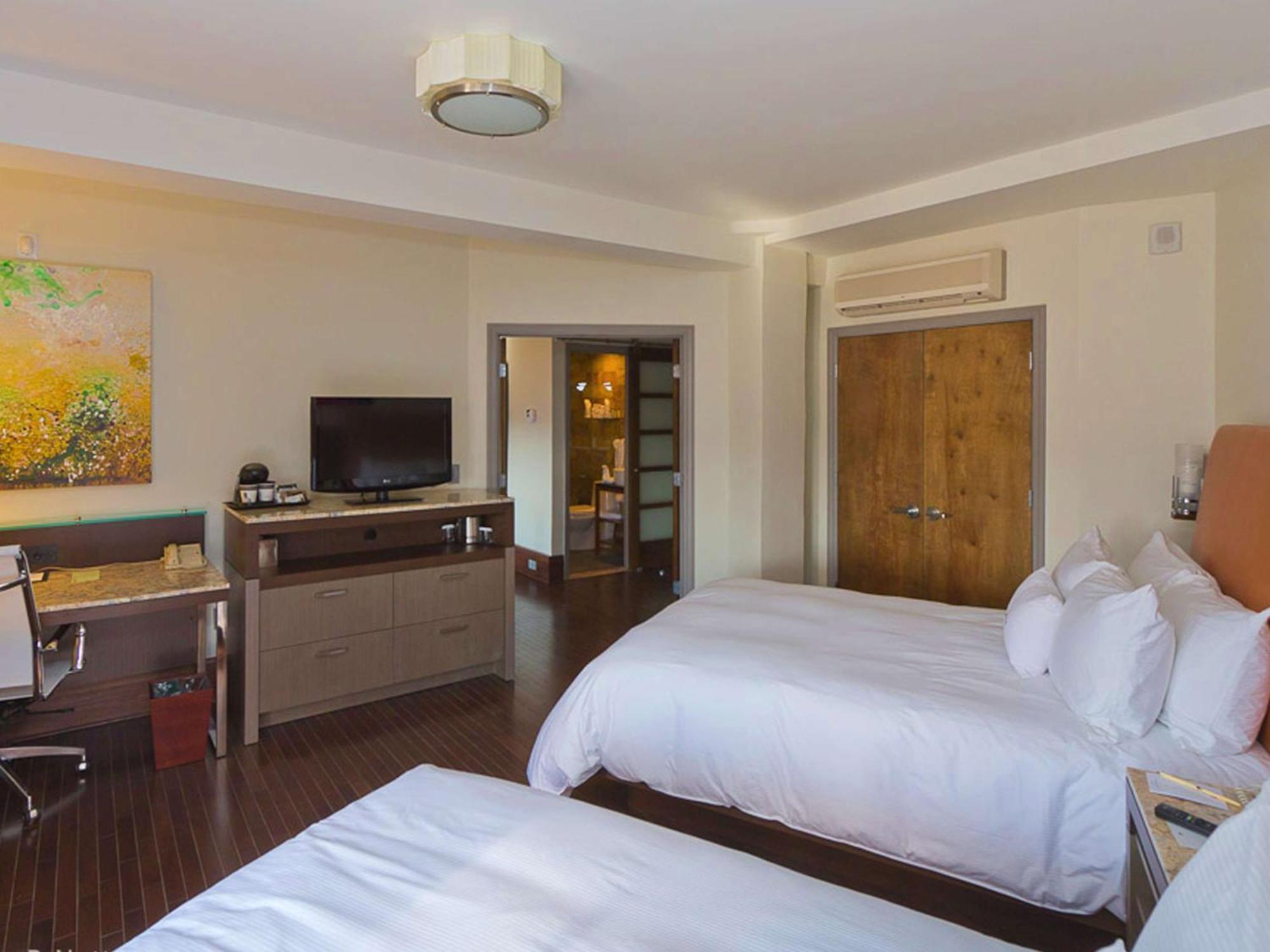 The Tudor Arms Hotel Cleveland - A Doubletree By Hilton מראה חיצוני תמונה