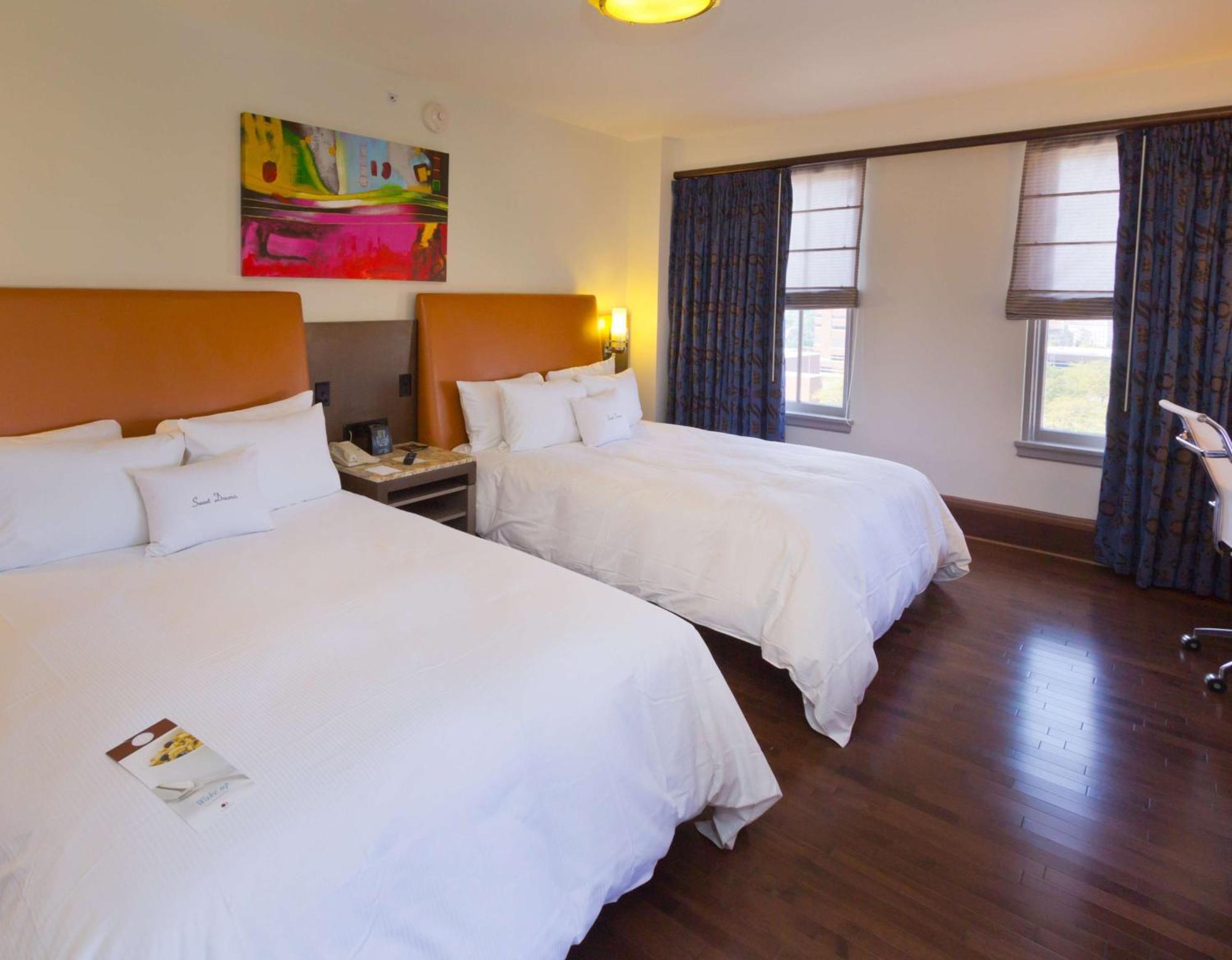 The Tudor Arms Hotel Cleveland - A Doubletree By Hilton מראה חיצוני תמונה