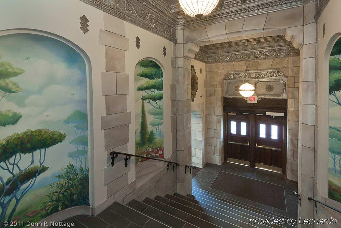 The Tudor Arms Hotel Cleveland - A Doubletree By Hilton מראה פנימי תמונה